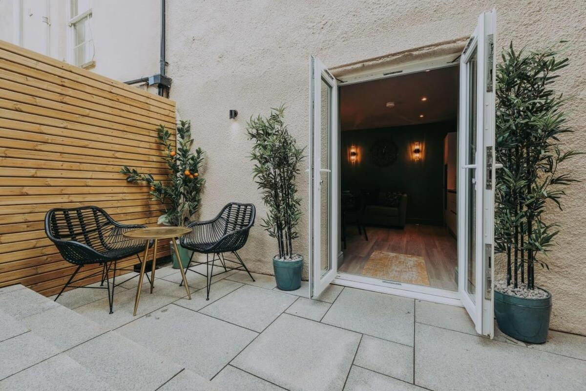 Ferienwohnung Clifton 32 - Garden Flat With Hot Tub - Hopewell Bristol Exterior foto