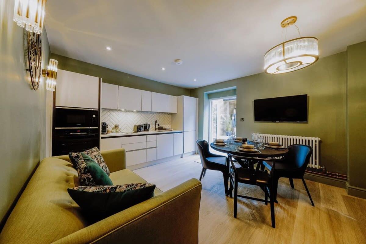 Ferienwohnung Clifton 32 - Garden Flat With Hot Tub - Hopewell Bristol Exterior foto